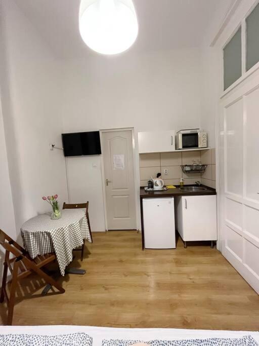 בודפשט 12# Sunflower Cozy Apartment מראה חיצוני תמונה