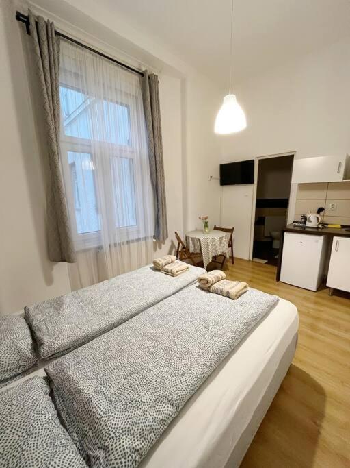 בודפשט 12# Sunflower Cozy Apartment מראה חיצוני תמונה