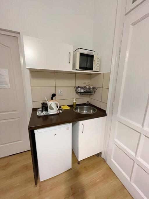 בודפשט 12# Sunflower Cozy Apartment מראה חיצוני תמונה